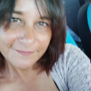 Meet your Posher, Marcela